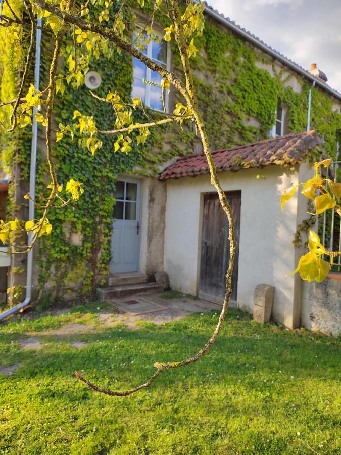 Gite De La Janiere Сент-Люс-Сюр-Луар Экстерьер фото